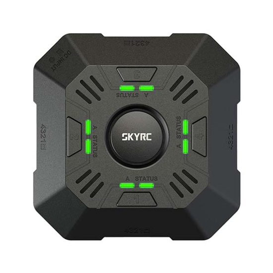 Obrázek SKYRC E4Q 2-4S Multi Charger SK-100140 (Charging up to 4 batteries)